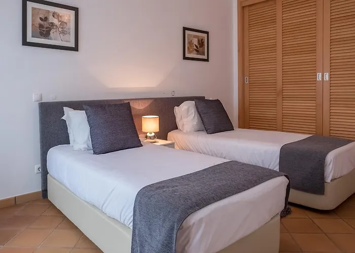 度假居 Maravilhoso T2 Da *