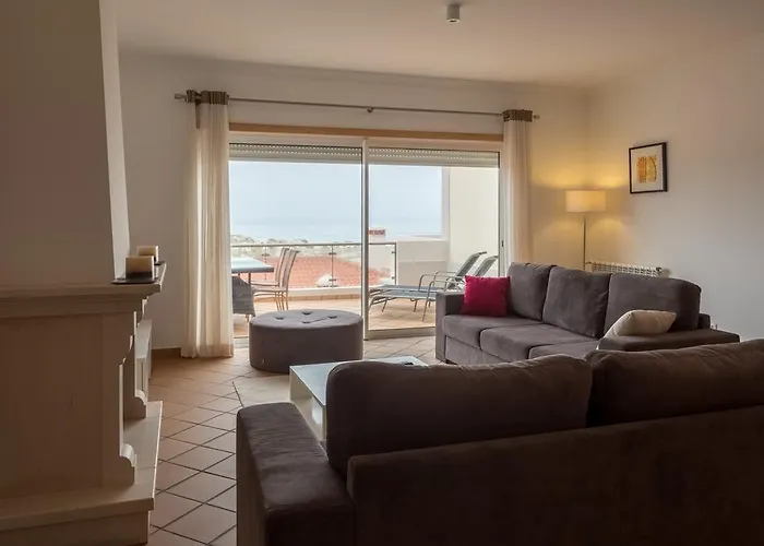 Maravilhoso T2 Da * Amoreira (Leiria)